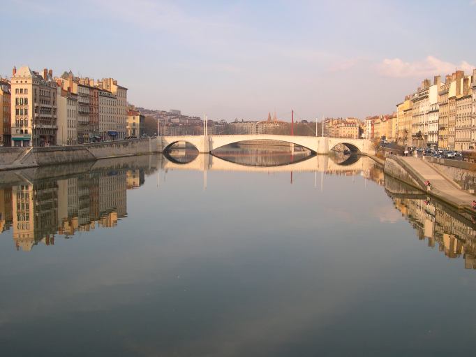 Reflets dans la Saône